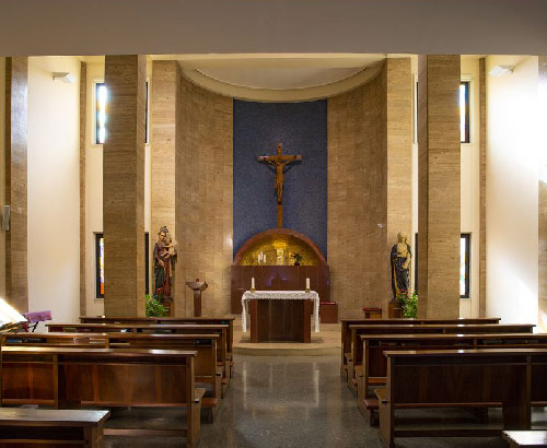 خوابگاه-رجینا-موندی